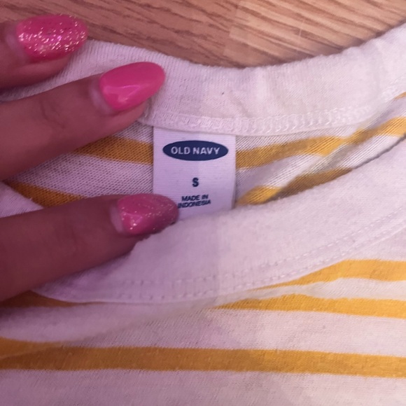 Old Navy shirt size S - Picture 2 of 4